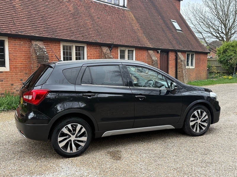 Suzuki SX4 S-Cross 1.0 Boosterjet SZ-T SUV 5dr Petrol Auto Euro 6 (111 ps) - U10003883
