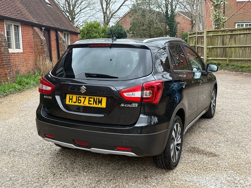 Suzuki SX4 S-Cross 1.0 Boosterjet SZ-T SUV 5dr Petrol Auto Euro 6 (111 ps) - U10003883