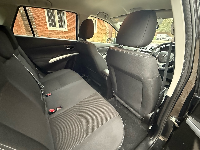 Suzuki SX4 S-Cross 1.0 Boosterjet SZ-T SUV 5dr Petrol Auto Euro 6 (111 ps) - U10003883