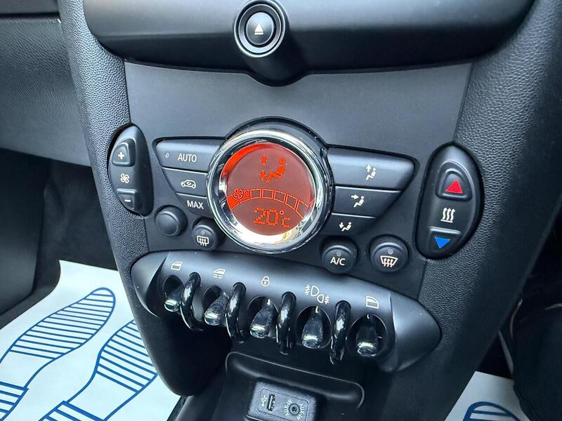 MINI Convertible 1.6 Cooper Highgate Convertible 2dr Petrol Manual Euro 5 (s/s) (122 ps) - U10003884