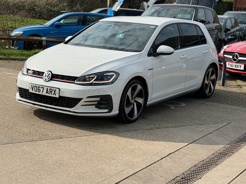 Volkswagen Golf 2.0 TSI GTI Hatchback 5dr Petrol Manual Euro 6 (s/s) (230 ps) - U10003885