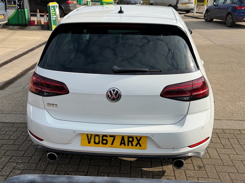 Volkswagen Golf 2.0 TSI GTI Hatchback 5dr Petrol Manual Euro 6 (s/s) (230 ps) - U10003885