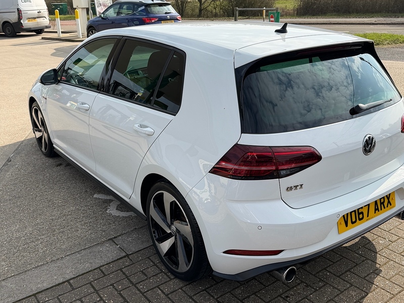 Volkswagen Golf 2.0 TSI GTI Hatchback 5dr Petrol Manual Euro 6 (s/s) (230 ps) - U10003885