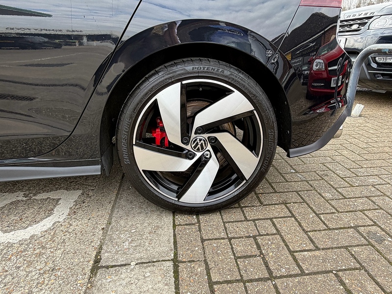 Volkswagen Golf 2.0 TSI GTI Hatchback 5dr Petrol DSG Euro 6 (s/s) (245 ps) - U10003886