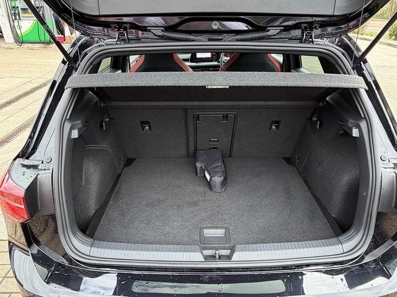 Volkswagen Golf 2.0 TSI GTI Hatchback 5dr Petrol DSG Euro 6 (s/s) (245 ps) - U10003886