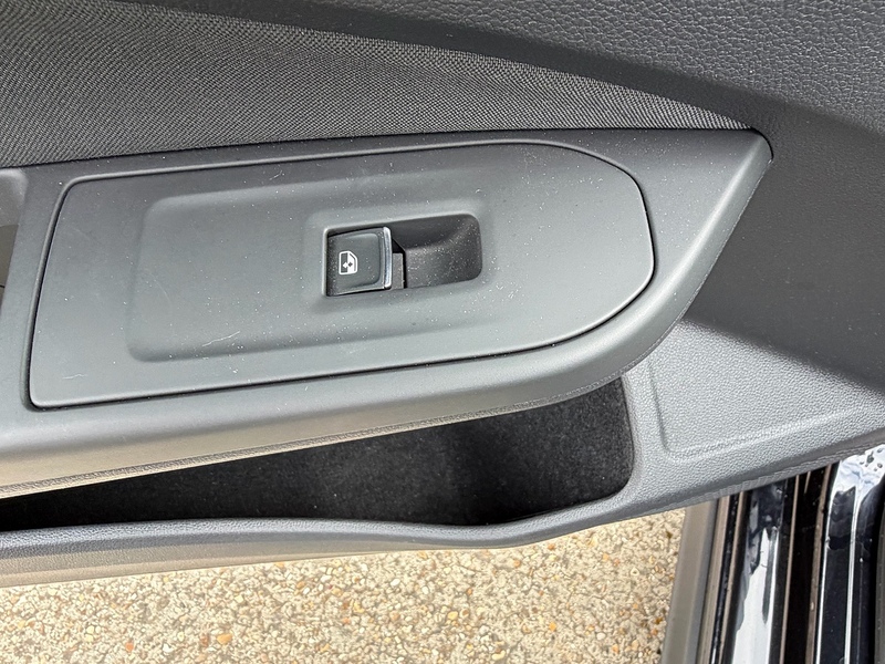 Volkswagen Golf 2.0 TSI GTI Hatchback 5dr Petrol DSG Euro 6 (s/s) (245 ps) - U10003886