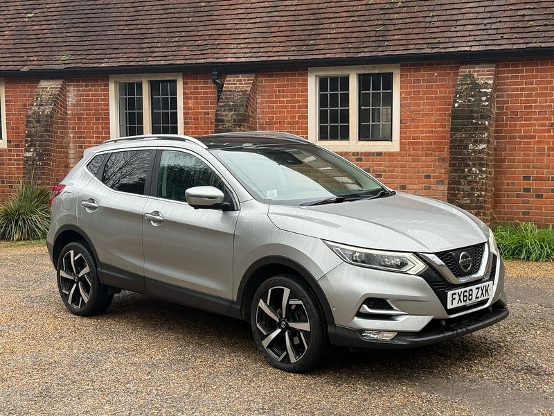 Nissan Qashqai 1.2 DIG-T Tekna SUV 5dr Petrol Manual Euro 6 (s/s) (115 ps) - U10003887