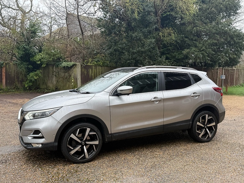 Nissan Qashqai 1.2 DIG-T Tekna SUV 5dr Petrol Manual Euro 6 (s/s) (115 ps) - U10003887