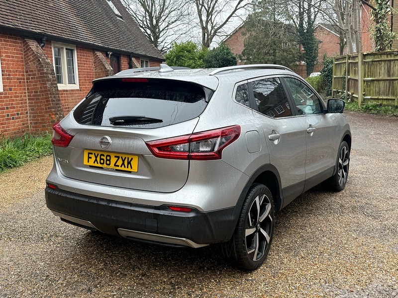 Nissan Qashqai 1.2 DIG-T Tekna SUV 5dr Petrol Manual Euro 6 (s/s) (115 ps) - U10003887