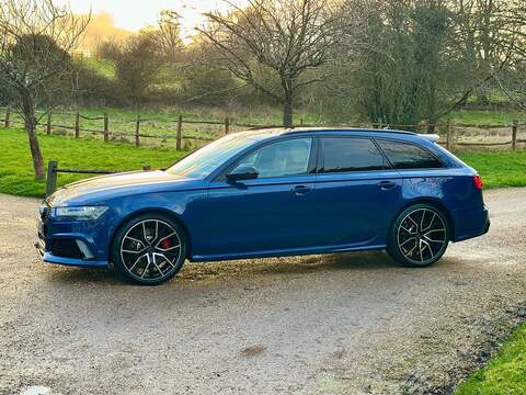 Audi RS6 Avant 4.0 TFSI V8 Performance Estate 5dr Petrol Tiptronic quattro Euro 6 (s/s) (605 ps) - U10003888
