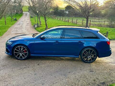 Audi RS6 Avant 4.0 TFSI V8 Performance Estate 5dr Petrol Tiptronic quattro Euro 6 (s/s) (605 ps) - U10003888