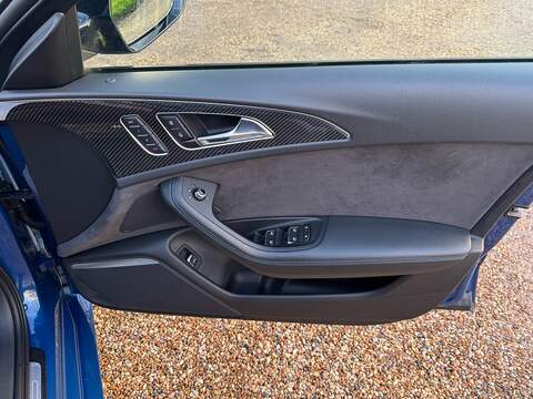 Audi RS6 Avant 4.0 TFSI V8 Performance Estate 5dr Petrol Tiptronic quattro Euro 6 (s/s) (605 ps) - U10003888