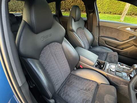 Audi RS6 Avant 4.0 TFSI V8 Performance Estate 5dr Petrol Tiptronic quattro Euro 6 (s/s) (605 ps) - U10003888