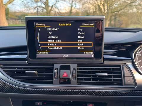 Audi RS6 Avant 4.0 TFSI V8 Performance Estate 5dr Petrol Tiptronic quattro Euro 6 (s/s) (605 ps) - U10003888