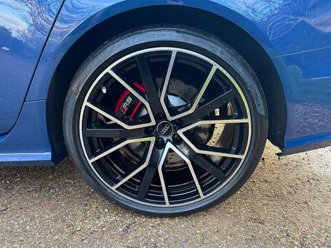 Audi RS6 Avant 4.0 TFSI V8 Performance Estate 5dr Petrol Tiptronic quattro Euro 6 (s/s) (605 ps) - U10003888