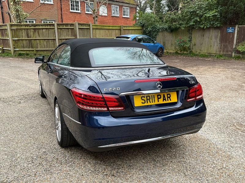 Mercedes-Benz E Class 2.1 E220 CDI SE Cabriolet 2dr Diesel G-Tronic+ Euro 5 (s/s) (170 ps) - U10003890