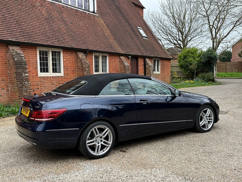 Mercedes-Benz E Class 2.1 E220 CDI SE Cabriolet 2dr Diesel G-Tronic+ Euro 5 (s/s) (170 ps) - U10003890