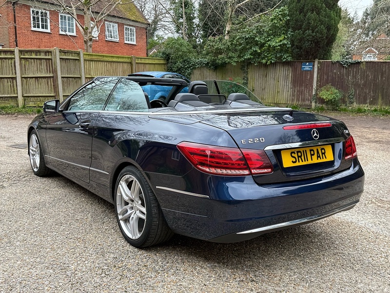 Mercedes-Benz E Class 2.1 E220 CDI SE Cabriolet 2dr Diesel G-Tronic+ Euro 5 (s/s) (170 ps) - U10003890