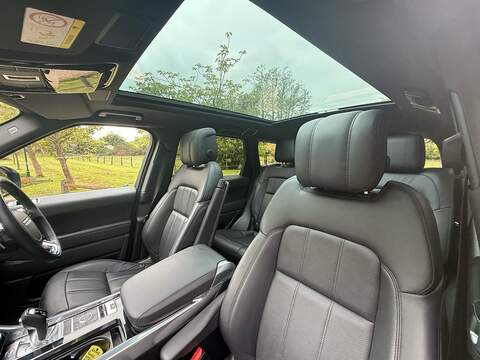 Land Rover Range Rover Sport 2.0 P400e 13.1kWh HSE Dynamic Black SUV 5dr Petrol Plug-in Hybrid Auto 4WD Euro 6 (s/s) (404 ps) - U10003893