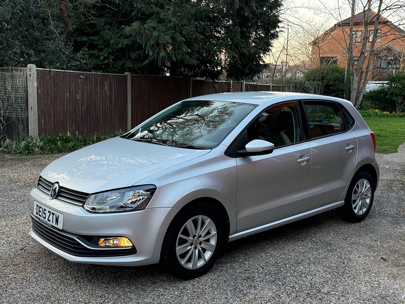 Volkswagen Polo 1.2 TSI BlueMotion Tech SE Hatchback 5dr Petrol Manual Euro 6 (s/s) (90 ps) - U10003895