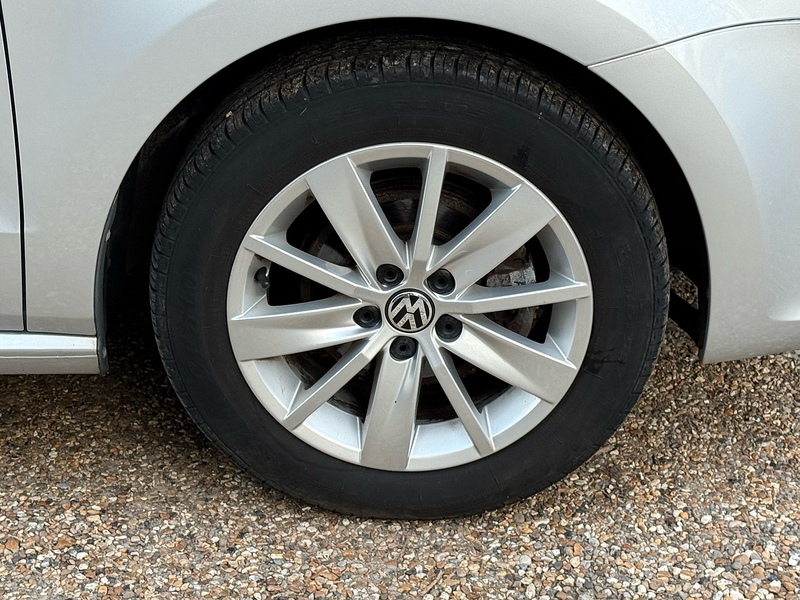 Volkswagen Polo 1.2 TSI BlueMotion Tech SE Hatchback 5dr Petrol Manual Euro 6 (s/s) (90 ps) - U10003895