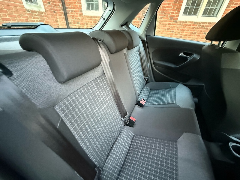 Volkswagen Polo 1.2 TSI BlueMotion Tech SE Hatchback 5dr Petrol Manual Euro 6 (s/s) (90 ps) - U10003895