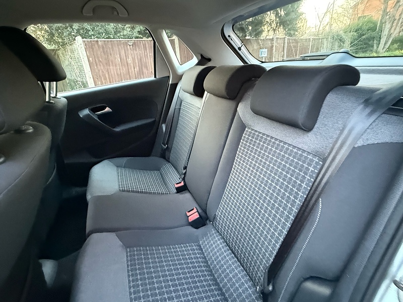 Volkswagen Polo 1.2 TSI BlueMotion Tech SE Hatchback 5dr Petrol Manual Euro 6 (s/s) (90 ps) - U10003895