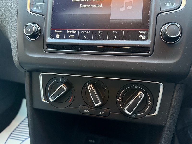 Volkswagen Polo 1.2 TSI BlueMotion Tech SE Hatchback 5dr Petrol Manual Euro 6 (s/s) (90 ps) - U10003895