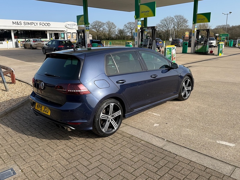 Volkswagen Golf 2.0 TSI BlueMotion Tech R Hatchback 5dr Petrol DSG 4Motion Euro 6 (s/s) (300 ps) - U10003897