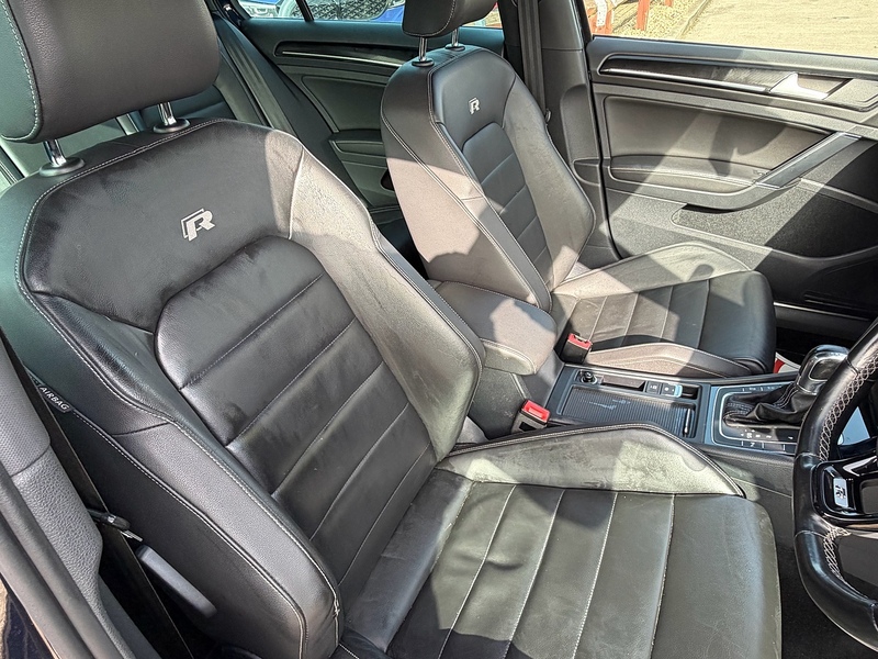 Volkswagen Golf 2.0 TSI BlueMotion Tech R Hatchback 5dr Petrol DSG 4Motion Euro 6 (s/s) (300 ps) - U10003897