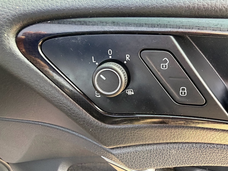 Volkswagen Golf 2.0 TSI BlueMotion Tech R Hatchback 5dr Petrol DSG 4Motion Euro 6 (s/s) (300 ps) - U10003897