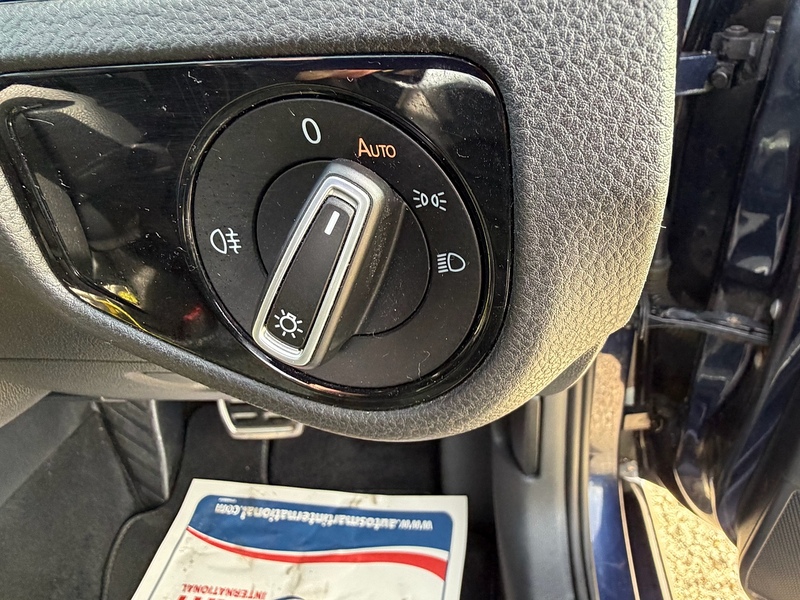 Volkswagen Golf 2.0 TSI BlueMotion Tech R Hatchback 5dr Petrol DSG 4Motion Euro 6 (s/s) (300 ps) - U10003897