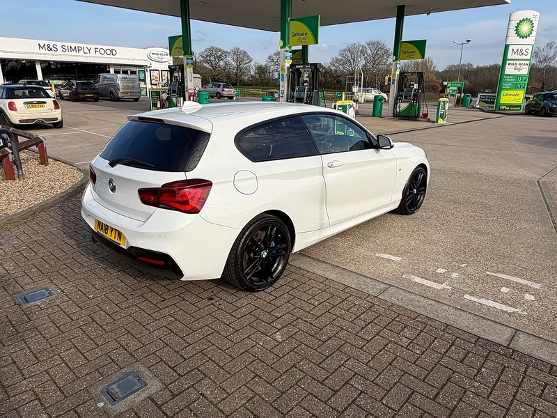 BMW 1 Series 1.5 118i M Sport Shadow Edition Hatchback 3dr Petrol Manual Euro 6 (s/s) (136 ps) - U10003898