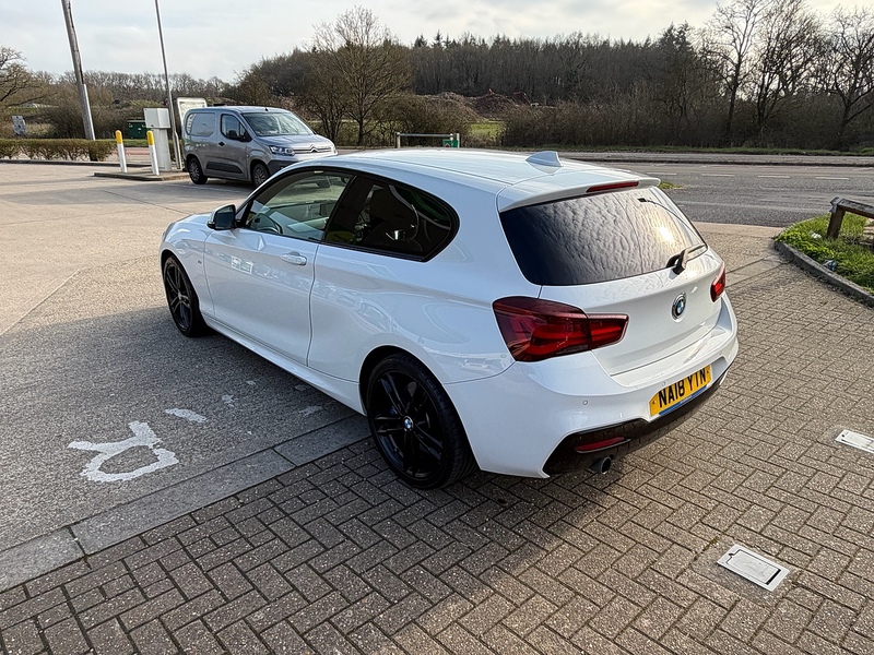 BMW 1 Series 1.5 118i M Sport Shadow Edition Hatchback 3dr Petrol Manual Euro 6 (s/s) (136 ps) - U10003898
