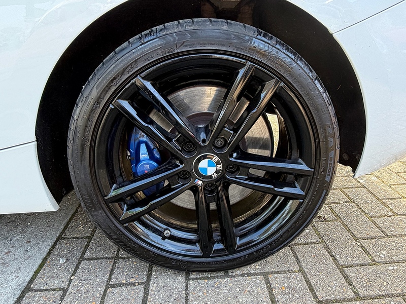 BMW 1 Series 1.5 118i M Sport Shadow Edition Hatchback 3dr Petrol Manual Euro 6 (s/s) (136 ps) - U10003898