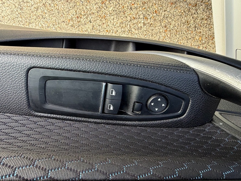 BMW 1 Series 1.5 118i M Sport Shadow Edition Hatchback 3dr Petrol Manual Euro 6 (s/s) (136 ps) - U10003898