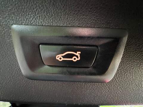 BMW X4 3.0 M40d SUV 5dr Diesel Auto xDrive Euro 6 (s/s) (326 ps) - U10003899