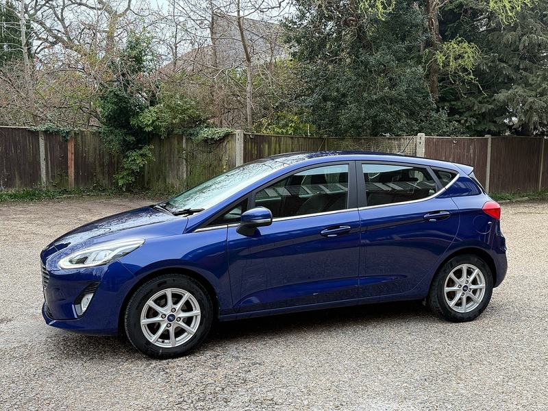 Ford Fiesta 1.1 Ti-VCT Zetec Hatchback 5dr Petrol Manual Euro 6 (s/s) (85 ps) - U10003900