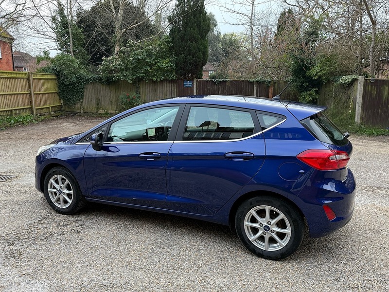 Ford Fiesta 1.1 Ti-VCT Zetec Hatchback 5dr Petrol Manual Euro 6 (s/s) (85 ps) - U10003900