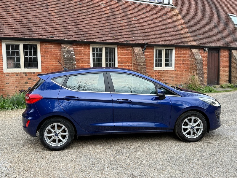 Ford Fiesta 1.1 Ti-VCT Zetec Hatchback 5dr Petrol Manual Euro 6 (s/s) (85 ps) - U10003900