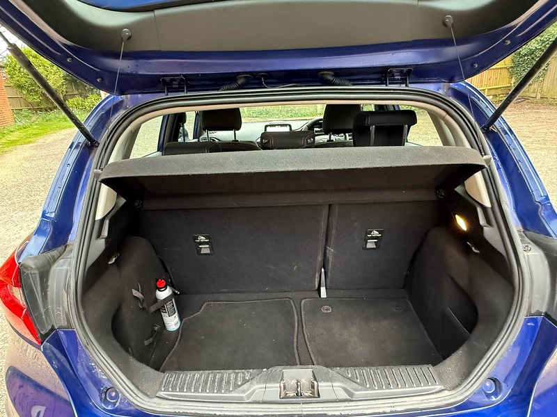 Ford Fiesta 1.1 Ti-VCT Zetec Hatchback 5dr Petrol Manual Euro 6 (s/s) (85 ps) - U10003900