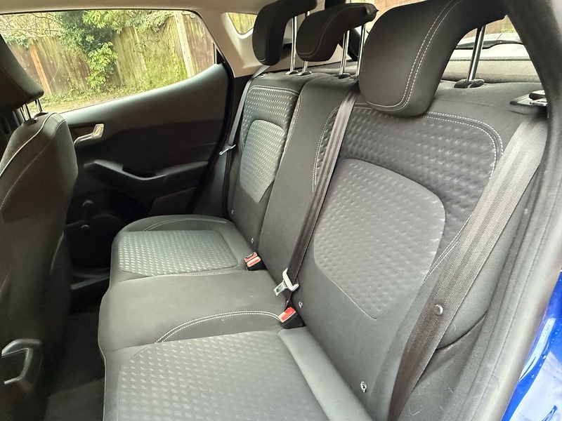 Ford Fiesta 1.1 Ti-VCT Zetec Hatchback 5dr Petrol Manual Euro 6 (s/s) (85 ps) - U10003900