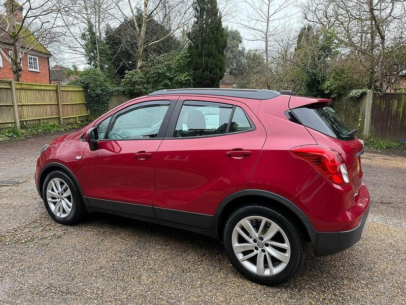 Vauxhall Mokka X 1.4i Turbo Design Nav SUV 5dr Petrol Auto Euro 6 (140 ps) - U10003901