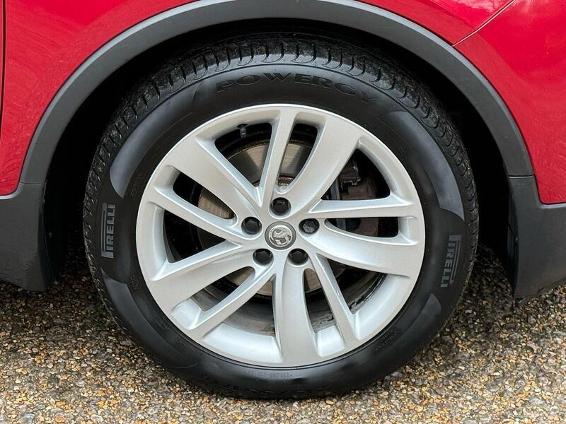 Vauxhall Mokka X 1.4i Turbo Design Nav SUV 5dr Petrol Auto Euro 6 (140 ps) - U10003901