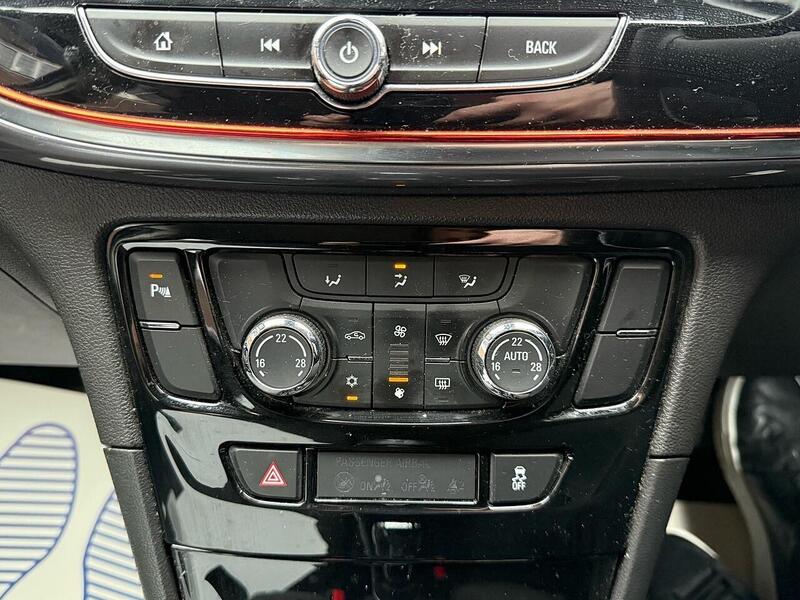 Vauxhall Mokka X 1.4i Turbo Design Nav SUV 5dr Petrol Auto Euro 6 (140 ps) - U10003901