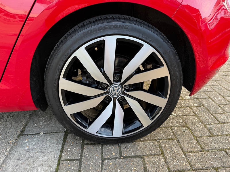 Volkswagen Golf Golf GT Edition Hatchback 1 Manual Petrol - U10003903