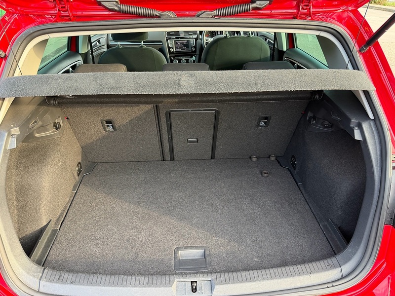 Volkswagen Golf Golf GT Edition Hatchback 1 Manual Petrol - U10003903