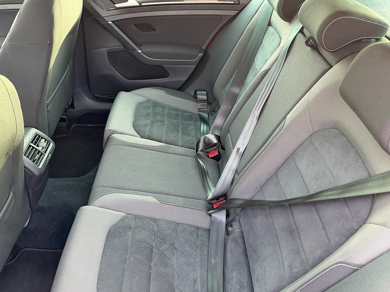 Volkswagen Golf Golf GT Edition Hatchback 1 Manual Petrol - U10003903