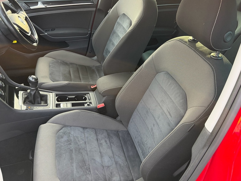 Volkswagen Golf Golf GT Edition Hatchback 1 Manual Petrol - U10003903