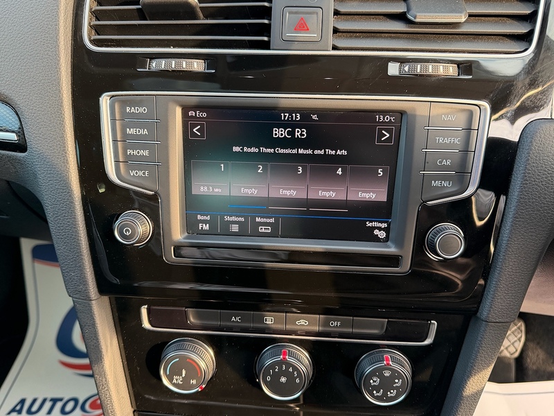 Volkswagen Golf Golf GT Edition Hatchback 1 Manual Petrol - U10003903